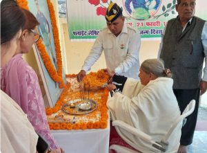 Read more about the article शहीद फ्लाइट लेफ्टिनेंट मनु अखौरी का 40वां जन्मदिन मनाया गया