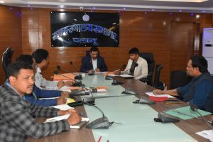 Read more about the article उपायुक्त ने जिला सड़क सुरक्षा समिति की बैठक की