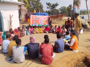 Read more about the article भाजपा कार्यकताओ ने लगाया चौपाल, प्रधानमंत्री मोदी की बताई गई उपलब्धी