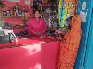 Read more about the article समूह से जुड़कर पलामू की महिलाओं ने खड़ा किया स्वरोजगार, बन रही आत्मनिर्भर