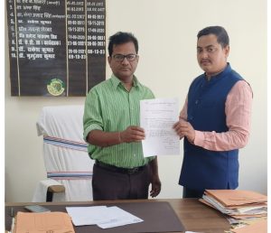 Read more about the article छात्र नेता ने माइग्रेशन फॉर्म उपलब्ध कराने की मांग की