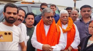 Read more about the article भाजपा कार्यकर्ताओं ने प्रदेश अध्यक्ष व सांसद का किया भव्य स्वागत