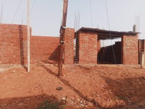 Read more about the article विवादित भूमि पर धारा 144 लगने के बाद भी नहीं रुका निर्माण कार्य