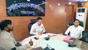 Read more about the article जिले के शस्त्र अनुज्ञप्तिधारी थाने/शस्त्रागार से ले सकेंगे अपना शस्त्र