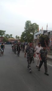 Read more about the article बकरीद पर्व को लेकर पुलिस ने शहर में निकाला फ्लैग मार्च