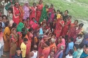 Read more about the article पहले की पत्नी की हत्या फिर खुद जहर खाकर दी जान
