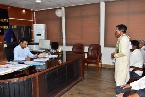 Read more about the article उपायुक्त कार्यालय में जनता दरबार का हुआ आयोजन