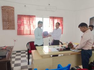 Read more about the article हरिहरगंज में नये सीओ ने लिया प्रभार