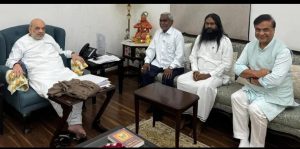Read more about the article *चंपाई सोरेन ने दिल्ली में अमित शाह से की मुलाकात