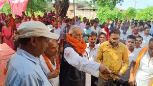 Read more about the article विश्रामपुर विस क्षेत्र में बिछाया गया है सड़कों का जाल, हर नदी पर बनवाया पुल-पुलिया : रामचंद्र चंद्रवंशी