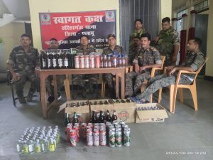 Read more about the article पुलिस ने होटल से 300 बोतल अवैध शराब किया जब्त