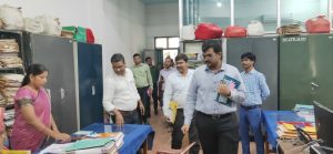 Read more about the article जिला निर्वाचन पदाधिकारी ने विभिन्न कोषांगों का किया औचक निरीक्षण…