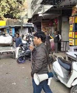 Read more about the article नगर आयुक्त के निर्देश पर बाजार क्षेत्र में चलाया गया अतिक्रमण हटाओ अभियान