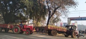 Read more about the article एसडीएम की छापामारी में अवैध बालू लदे चार ट्रैक्टर जप्त