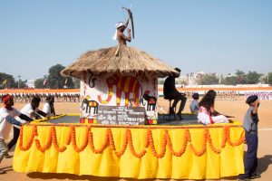 Read more about the article गणतंत्र दिवस के अवसर पर झांकियों की आकर्षक प्रस्तुति