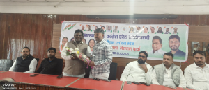 Read more about the article प्रदेश युवा कांग्रेस कमेटी की महत्वपूर्ण बैठक सम्पन्न, संगम तट पर वनभोज का आयोजन