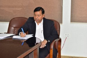 Read more about the article जनता दरबार में उप विकास आयुक्त ने सुनी आमजनों की समस्याएं