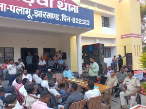 Read more about the article त्योहार में त्योहार का ले आनंद: डॉ अमित कुमार