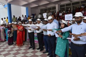 Read more about the article पोषण पखवाड़ा के तहत निर्धारित कैलेंडर के अनुरूप करें गतिविधियों का आयोजन: उपायुक्त