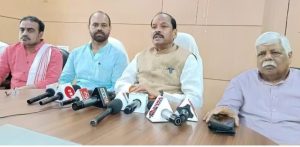 Read more about the article रिवर्स गियर में चल रही है झारखंड की हेमंत सरकार : रघुवर दास