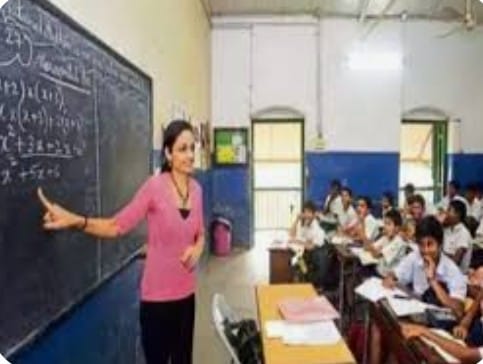 Read more about the article झारखंड सरकार ने राज्य के 510 प्लस टू स्कूलों में माध्यमिक आचार्य (सेकेंडरी टीचर) की नियुक्ति प्रक्रिया शुरू