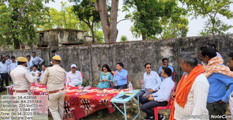 Read more about the article बटाने नदी पुनर्जीवन के लिए टीम का स्थल भ्रमण, बहु-विभागीय प्रयासों से बनेगा विस्तृत परियोजना प्रतिवेदन (डीपीआर)