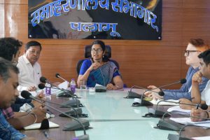 Read more about the article एनिमिया मुक्त झारखंड सप्ताह:डीसी समेत अन्य ने दीपप्रज्वलन कर जिले में अभियान का किया शुभारंभ