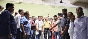 Read more about the article अग्रवाल समाज के रंजन बने अध्यक्ष और मुकेश बने सचिव