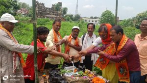 Read more about the article चलानी किला शाहपुर मे भगवान शिव के 300 बर्ष पुरानी शिव लिंग झाड़ी में मिला