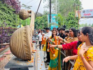 Read more about the article यह सिर्फ चौक नहीं कलाकारों का मंदिर- अरुणा शंकर