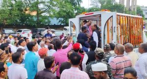 Read more about the article पूर्व मंत्री सह धनबाद के पूर्व सांसद चंद्रशेखर दुबे उर्फ ददई दुबे का पार्थिव शरीर शनिवार को पलामू लाया गया कांग्रेस भवन में सैकड़ो लोगों ने दी श्रद्धांजलि