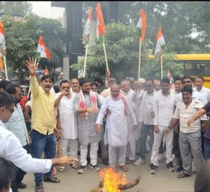 Read more about the article मोदी’ के साथ ‘चुनाव आयोग’ खड़ा है,और ‘राहुल’ के साथ पूरा ‘देश’ खड़ा है: बिट्टू पाठक