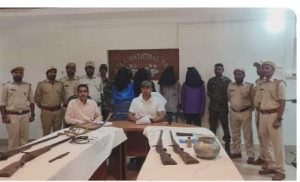 Read more about the article बेतला जंगल में शिकारी गिरोह पर वन विभाग का शिकंजा, चार गिरफ्तार