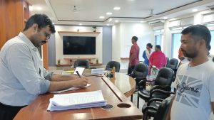 Read more about the article जन शिकायत निवारण में उपायुक्त ने सुनी ग्रामीणों की समस्या, निदान को लेकर दिए कई आवश्यक व उचित दिशा-निर्देश