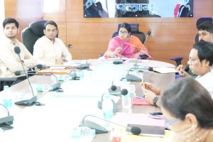 Read more about the article डीसी की अध्यक्षता में जिला समन्वय समिति की बैठक संपन्न