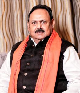 Read more about the article सरकार की भ्रष्ट नीति के कारण किसानों को उचित मूल्य पर उर्वरक नहीं मिल पा रहा है