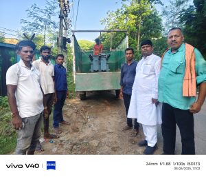 Read more about the article पूर्व जिप प्रतिनिधि के पहल पर मिला ट्रांसफार्मर, ग्रामीणों ने जताया आभार