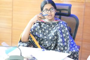 Read more about the article हरिहरगंज नगर पंचायत के लिये योजनाओं के चयन को लेकर डीसी की अध्यक्षता में बैठक संपन्न