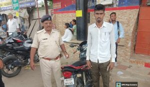 Read more about the article शहर में चला सघन चेकिंग अभियान, कई वाहनों के काटे गए चलान