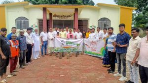 Read more about the article स्वच्छता ही सेवा अभियान के तहत किया गया पौधारोपण