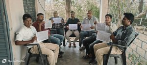 Read more about the article आजीविका कर्मियों की पांच सूत्री मांग, कलमबंद हड़ताल जारी