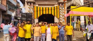 Read more about the article कलश स्थापना के साथ शारदीय नवरात्र आरंभ,मां दुर्गा की आराधना में जुटे श्रद्धालु