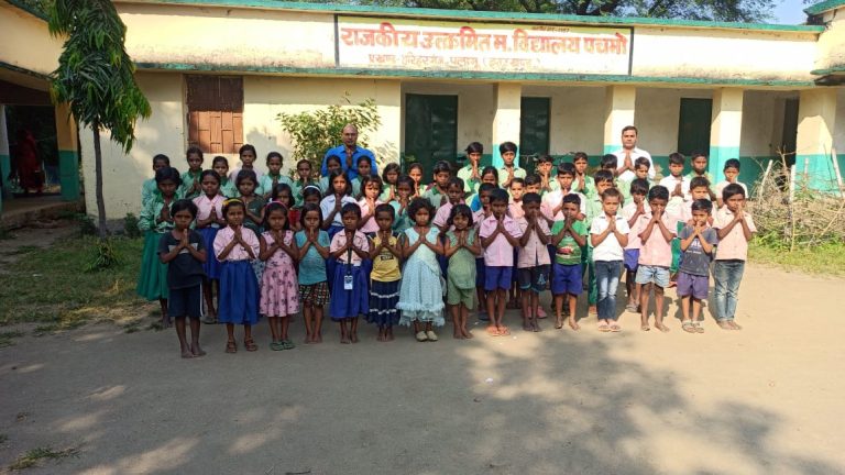 Read more about the article लापता विद्यार्थी के घर वापसी को लेकर प्रशासन से गुहार