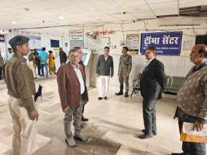 Read more about the article झारखंड उच्च न्यायालय के निर्देश पर बुधवार को डालसा सचिव ने किया एम एम सी एच का निरीक्षण