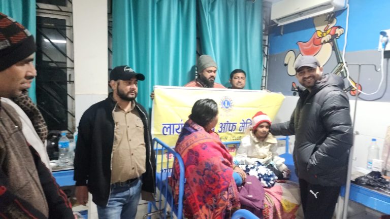Read more about the article लायंस क्लब ऑफ मेदिनीनगर द्वारा सदर अस्पताल में शीत-रक्षा सेवा- गुरबीर सिंह