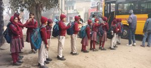 Read more about the article घने कोहरे में कांपता पलामू, नौनिहालों की मासूम ज़िंदगियां खतरे में : नवीन तिवारी