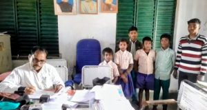 Read more about the article बरवाडीह के बभंडीह मिडिल स्कूल में प्रभारी प्रधानाध्यापक की निष्ठापूर्ण कार्यशैली से अभिभावकों में हर्ष