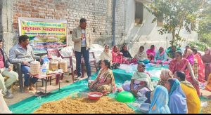 Read more about the article सदर प्रखंड स्थित जोड़ में ‘आत्मा’ पलामू के तत्वावधान में मशरूम की खेती पर एक दिवसीय ‘कृषक पाठशाला’का आयोजन
