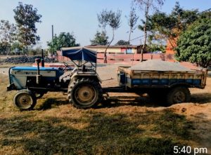 Read more about the article अवैध स्टोन डस्ट लदा ट्रैक्टर जब्त