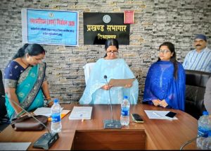 Read more about the article विश्रामपुर नगर परिषद: नवनिर्वाचित अध्यक्ष एवं सभी वार्ड पार्षदों ने लिया शपथ